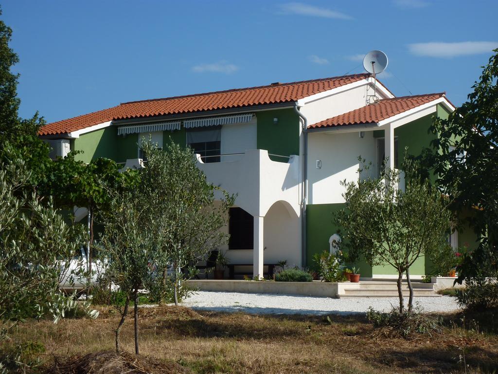 Apartment Greeny Galizana Екстер'єр фото